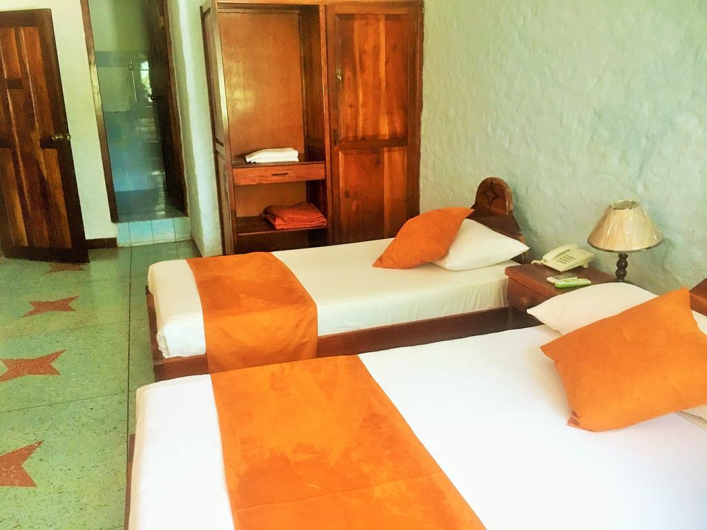 Hostal Estrella De Mar Пуэрто-Айора Номер фото