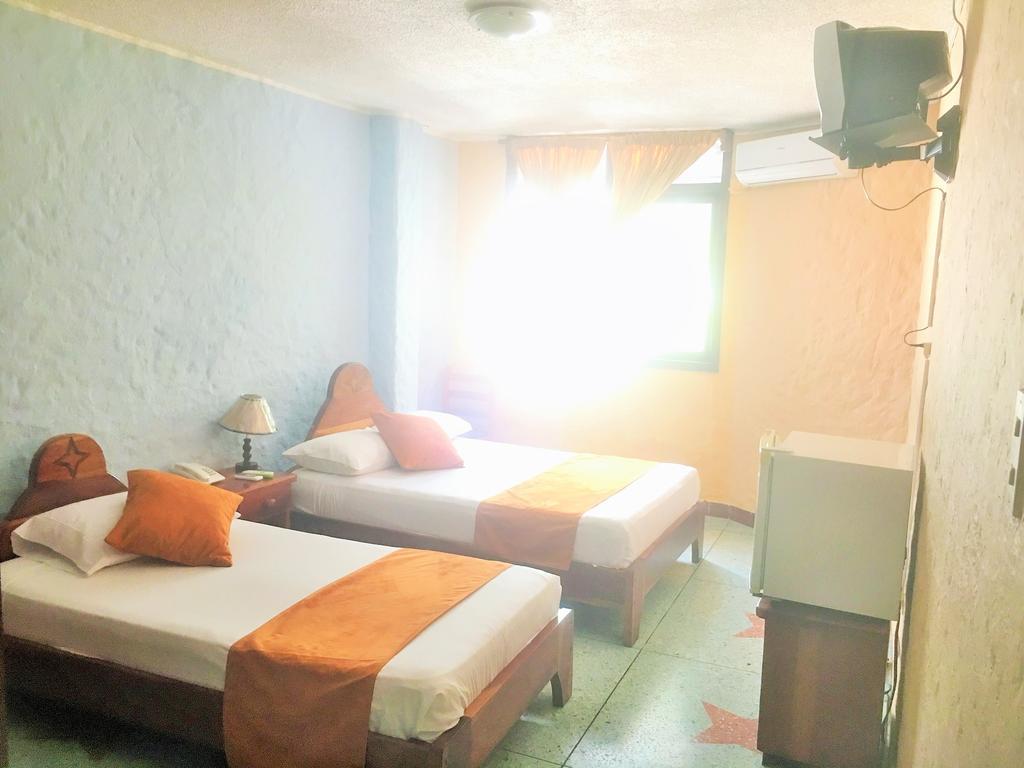 Hostal Estrella De Mar Пуэрто-Айора Номер фото