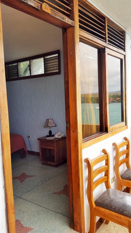 Hostal Estrella De Mar Пуэрто-Айора Номер фото