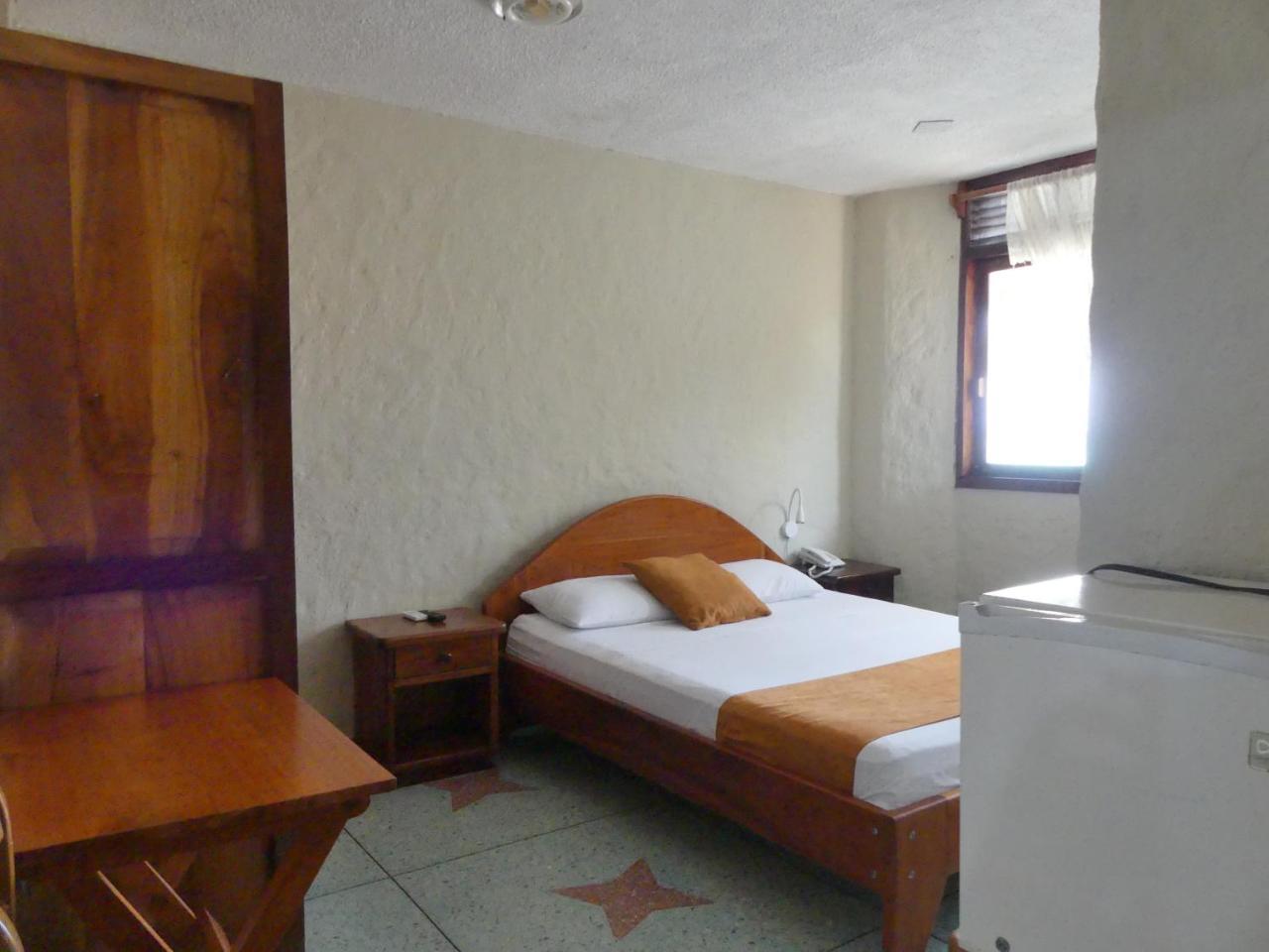 Hostal Estrella De Mar Пуэрто-Айора Экстерьер фото