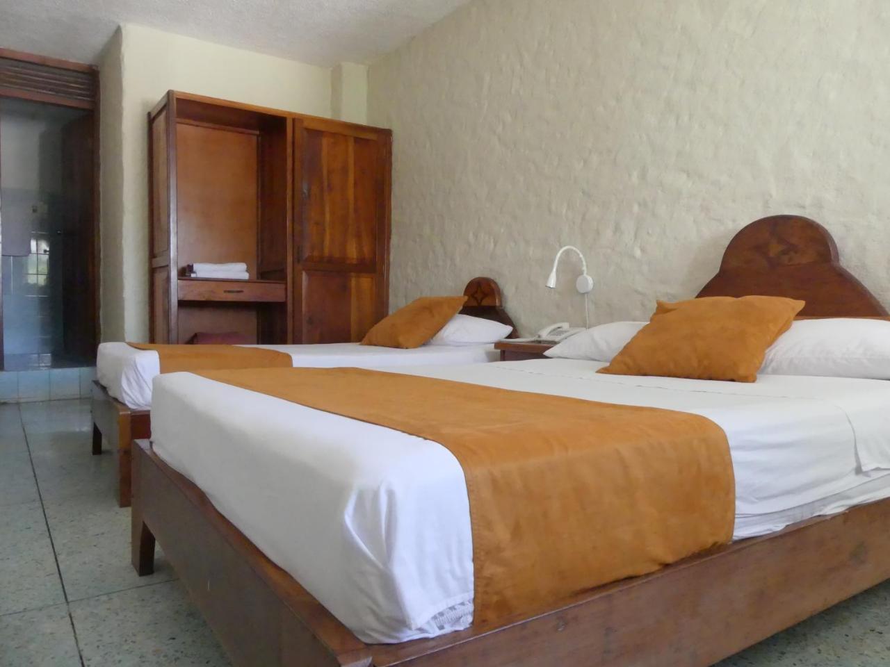 Hostal Estrella De Mar Пуэрто-Айора Экстерьер фото