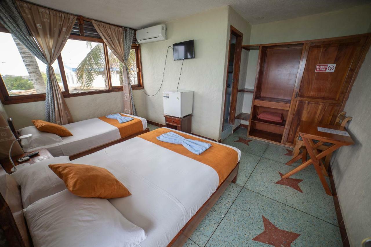 Hostal Estrella De Mar Пуэрто-Айора Экстерьер фото