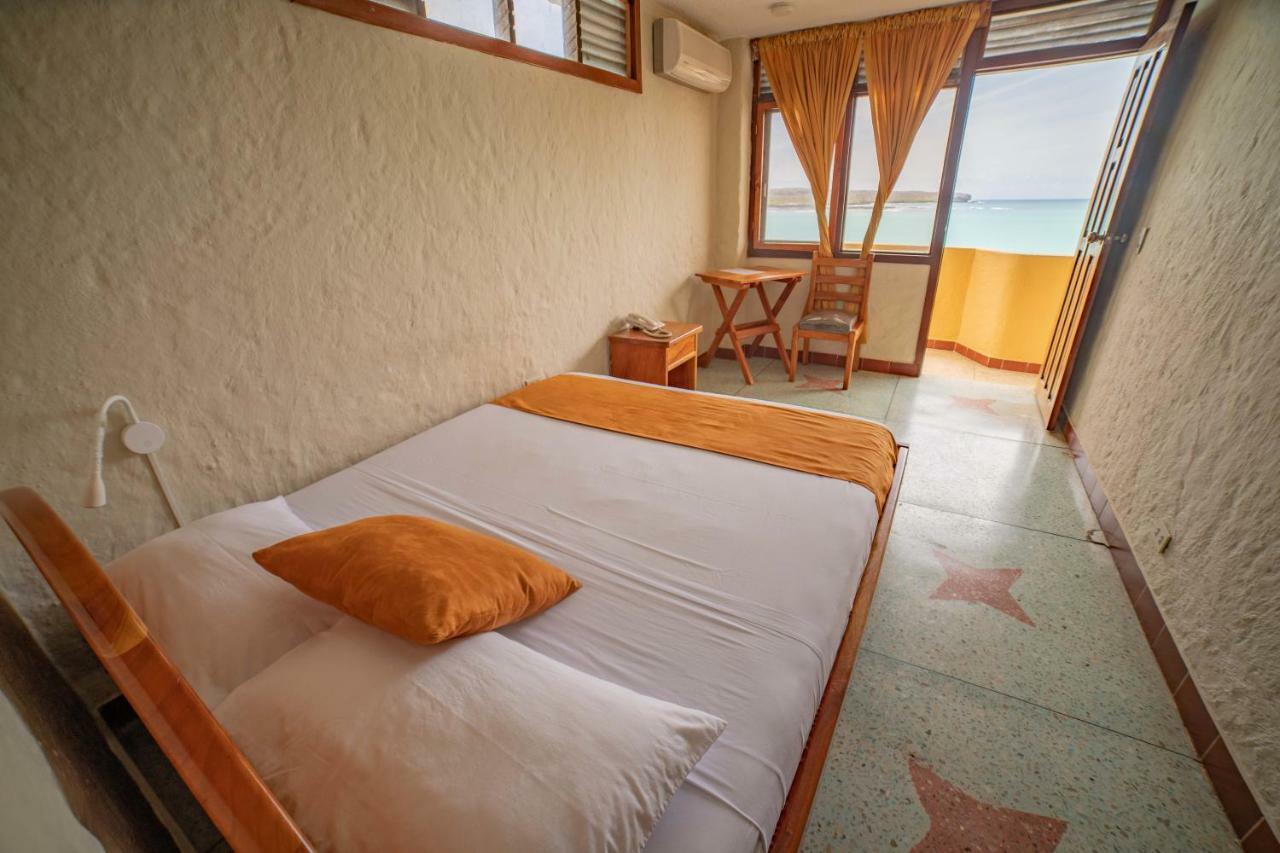 Hostal Estrella De Mar Пуэрто-Айора Экстерьер фото